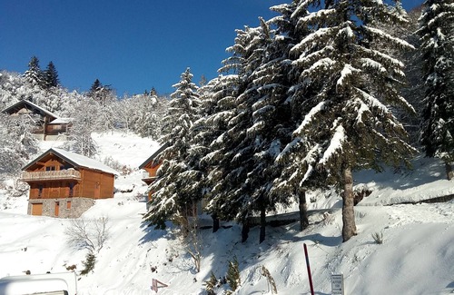Saint-Jacques-des-Blats Apartment | Beautiful apartment for 8 at the foot of the piste
