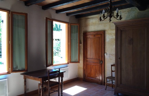 Saint-Seurin-sur-l'Isle House | Beautiful stone house near St Emilion