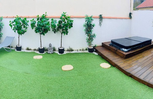 Cenon House | beautiful house with jacuzzi !