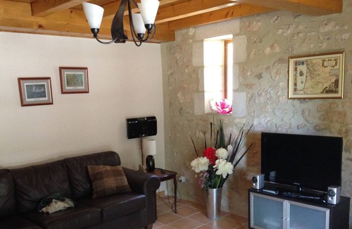Saint-Cernin-de-Labarde Other | Beautifully restored country farmhouse with private pool and peaceful garden