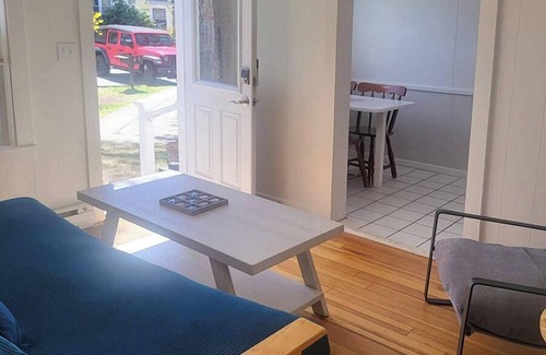Ocean Park Cottage | beautiful 1 bedroom cabin only 50 ft from beach