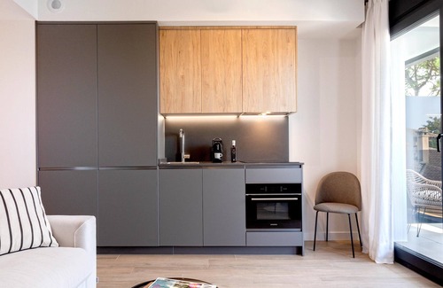 Distrito Norte Sierra Apartment | Beautiful 1 bd with terrace, pool and parking. Arruzafa III