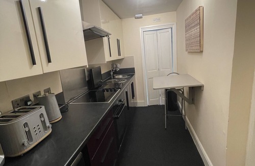 Wainscot Apartment | Beautiful 1 bedroom apartment with private entrance