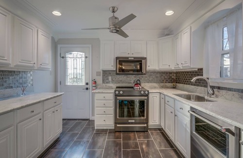 Franconia House | Beautiful 1 BR with private bathroom in a house