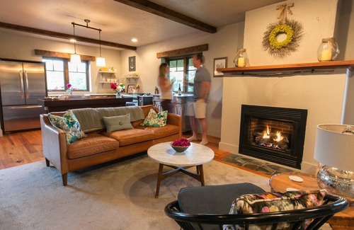 Wiscasset Cottage | Beautiful 13 acre Property on Sheepscot River w/2 Bedroom Cottage & Air Stream
