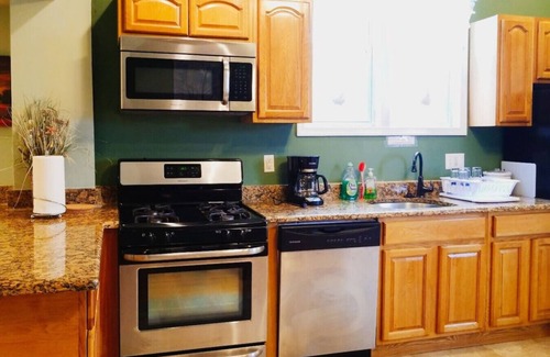 Passyunk Square Apartment | Beautiful 1BD Apt with Roofdeck in Passyunk Square