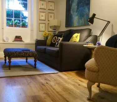 St Aubin Apartment | Beautiful 1BR Apartment in Historic St Aubin House