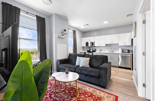 Everett Apartment | Beautiful 1BR Near Encore Boston 8003