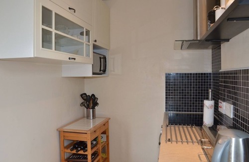 Seahouses Apartment | Beautiful 1st floor apartment 100 yds from beach