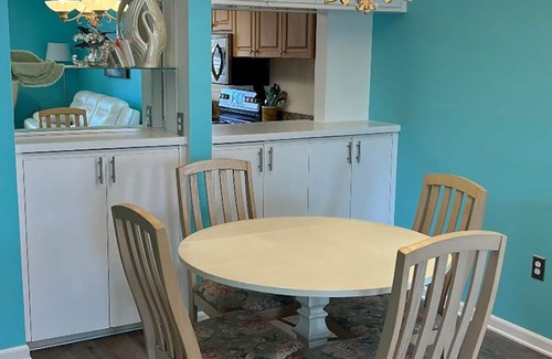 Venice Condo | Beautiful 2/2 condo-Near beaches