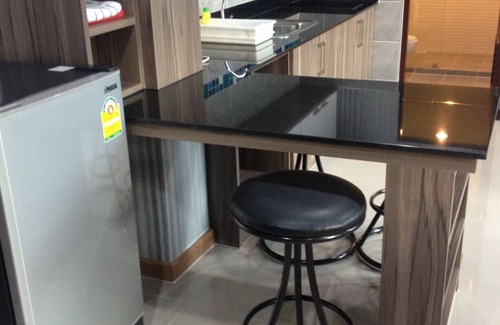 Ao Nang Apartment | Beautiful 2 Bedroom 2 Bathroom Condo 10 Minutes to Ao Nang Beach AC Wifi Pool