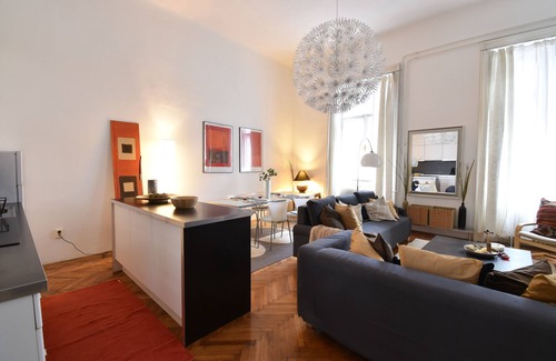 Erzsebetvaros Apartment | Beautiful 2 bedroom 2 bathroom