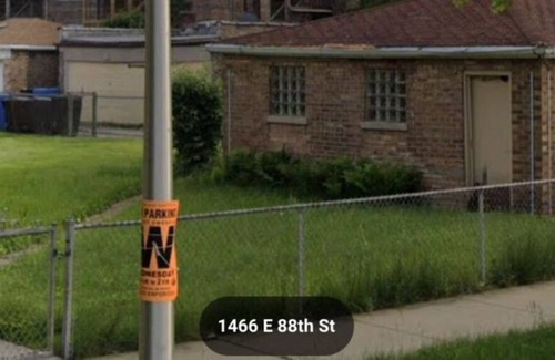 Calumet Heights Apartment | Beautiful 2 Bedroom and Full Bathroom