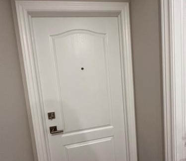 Brampton House | Beautiful 2 Bedroom Basement