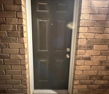 Brampton House | Beautiful 2 Bedroom Basement