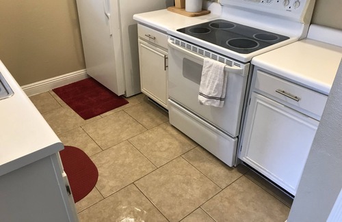 Mesa Condo | Beautiful 2 Bedroom Condo with Upstairs