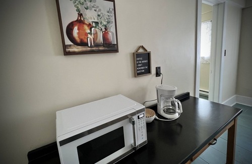 Sandusky Apartment | Beautiful 2 bedroom first floor apartment in downtown Sandusky.