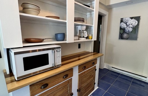 Sandusky Apartment | Beautiful 2 bedroom first floor apartment in downtown Sandusky