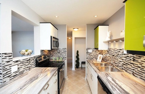 Jasper Place Condo | Beautiful 2 Bedroom Flex Term Rental