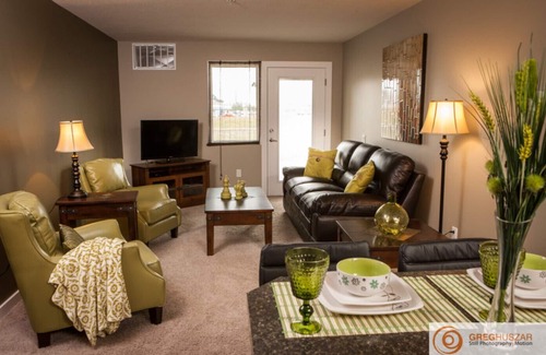 Regina Condo | Beautiful 2 Bedroom Suite - Excellent East Regina Location - Unit 11