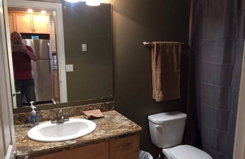 Regina House | Beautiful 2 Bedroom Suite located in East Regina - 261A Fines Drive STA21-00147