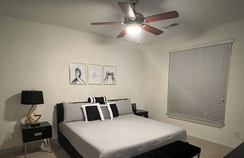 Rockville Apartment | Beautiful 2-Bedroom unit