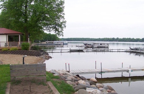 Alexandria Apartment | Beautiful 2 bedroom unit at resort, sleeps 8