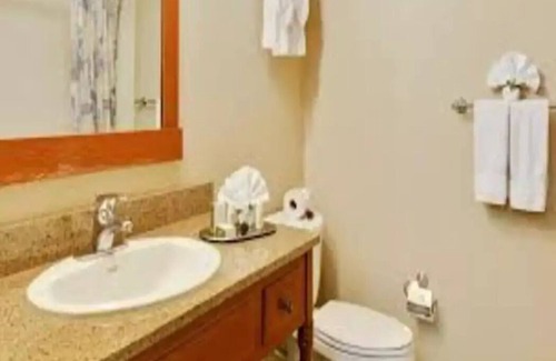 Mammoth Lakes Resort | Beautiful 2 BR/3 BATHS.TOP of the Grand Sierra Lodge!