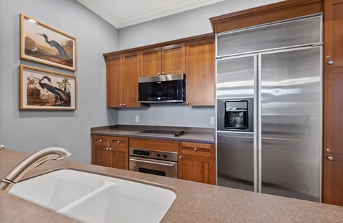 Watercolor Condo | Beautiful 2 BR Watercolor Condo/Across from Beachclub/Next to Wine World!