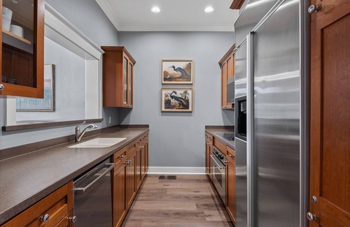 Watercolor Condo | Beautiful 2 BR Watercolor Condo/Across from Beachclub/Next to Wine World!