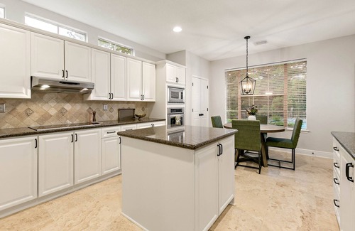 The Woodlands House | Beautiful 2-story, 5-bedroom home with pool, in The Woodlands, Texas