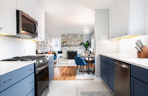 Wooded Estates House | Beautiful ‘23 Remodel~Walk to ND