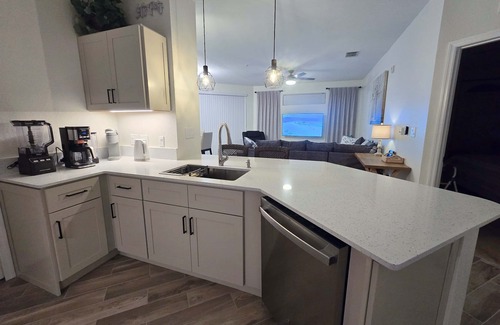 Sarasota Condo | Beautiful 2BR/2BA 1st Fl Condo in Sarasota Pet-Friendly, Near UTC, Lido & Siesta