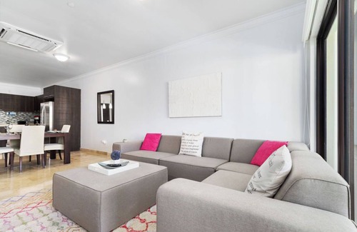 Washington Condo | Beautiful 2BR Condo w/Large Balcony in Palm Beach