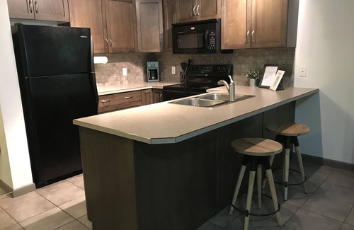 South Pandosy Condo | Beautiful 2nd Floor Condo on Quiet Creekside
