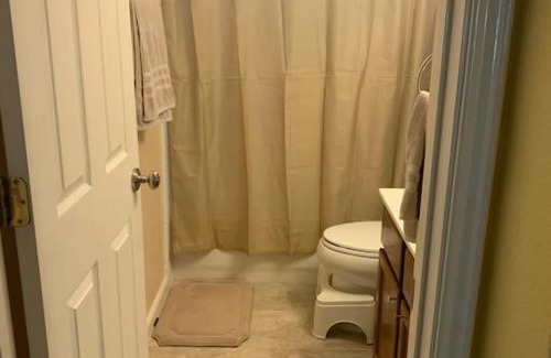 San Antonio Apartment | Beautiful 3 bed/2 1/2 Bath Home Centrally Located