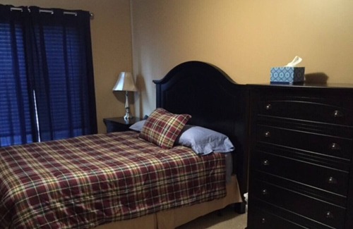 Regina House | Beautiful 3 bed, 2.5 bath with garage. Ideally located in Regina! STA21-00131