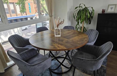 Swiss Cottage Apartment | Beautiful 3-bed apartment at Swiss Cottage