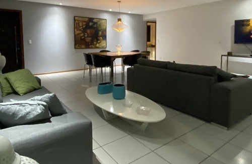 Boa Viagem Apartment | BEAUTIFUL 3 bedroom / 3 en suite apartment by Boa Viagem beach