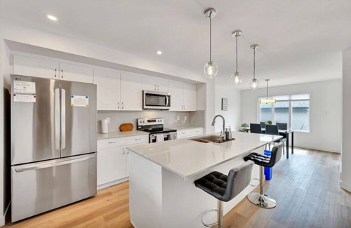 Southwest Edmonton House | Beautiful 3 bedroom home in Glenridding ravine