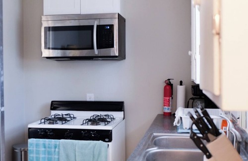 Old North Columbus House | Beautiful 3-bedroom space with lofted views near OSU Campus & old Crew Stadium!