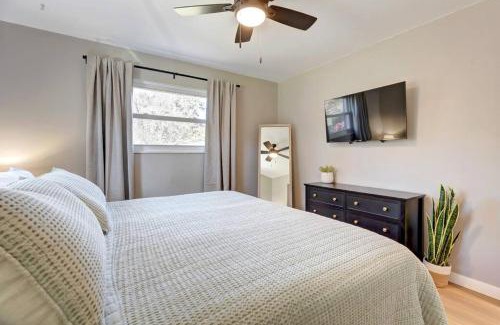 Bloomington House | Beautiful 3 BR/2 Bath Very Close to IU & Downtown