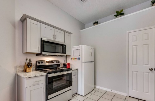 Rowlett House | Beautiful 3BR home, Private Pool, Close to Dallas!