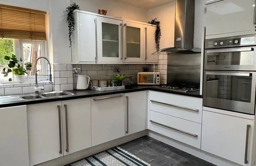 Sheffield House | Beautiful 4 Bed House in Sheffield