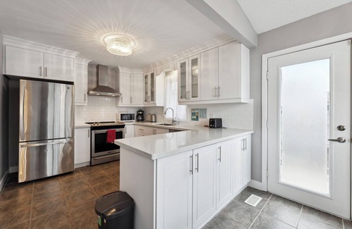 Courtice House | Beautiful 4 Bedroom House in Courtice