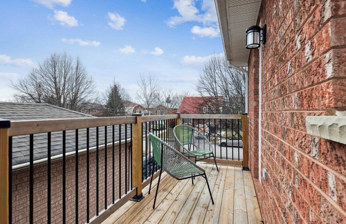 Courtice House | Beautiful 4 Bedroom House in Courtice