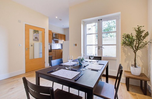 East Walworth House | Beautiful 4 Bedroom House in London