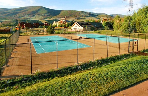 Summit Cove Apartment | Beautiful 4 bedroom unit at resort, sleeps 10