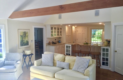 East Dennis House | Beautiful 4 Bedroom Home with Central A/C near Sea Street Beach