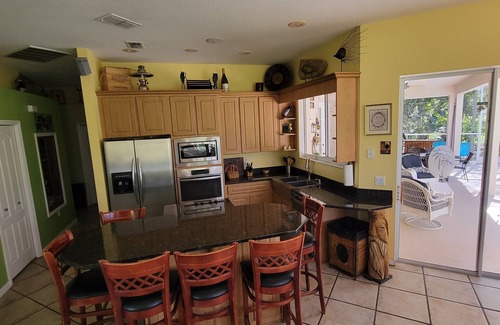 Spring Hill House | Beautiful 4 BR-2.5 Bath-Office-Golf Course-Pool-Hot Tub-Sleeps 9-Dog Friendly!